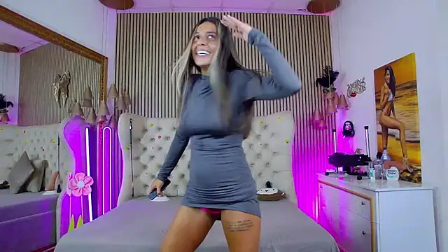 PlayfulShow webcam