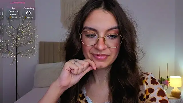 Real_cutie1 webcam