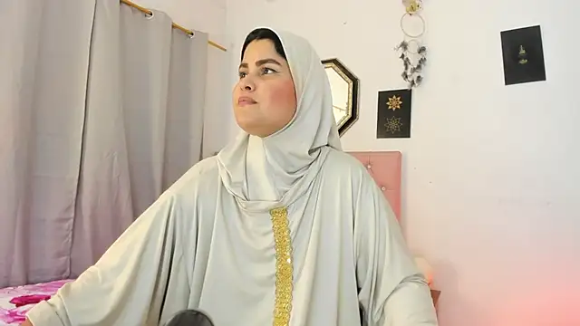 AishaAmin_ live cam