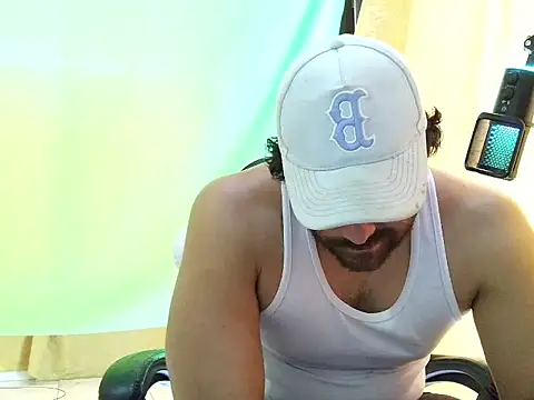 aronmiller404 webcam