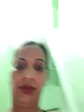 Sexy-Kajal2 webcam