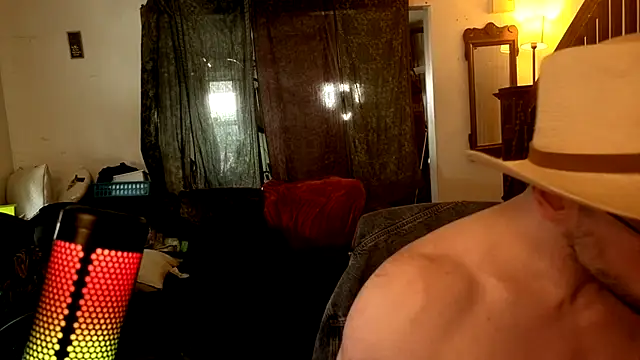 MasterDaddyCool webcam