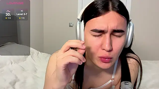 HeyAlena webcam