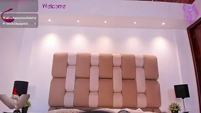 TiffanyHoustton webcam