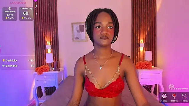 Chloebrunnie webcam