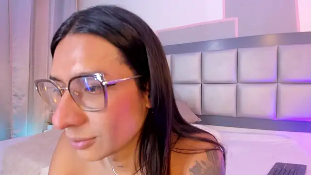 Maddie_Ray webcam