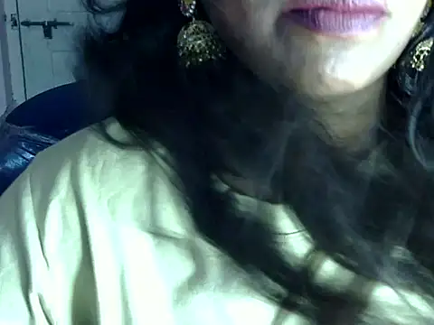 Zara_Sidd webcam