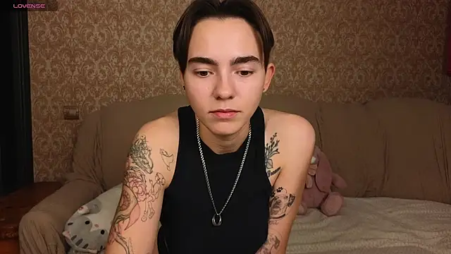 Lilihere_ webcam