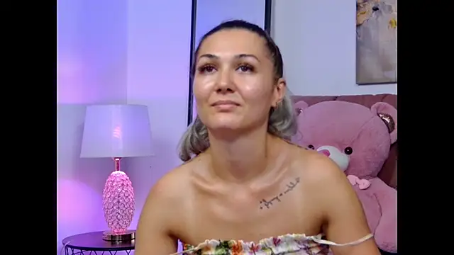 NicolLopeze webcam