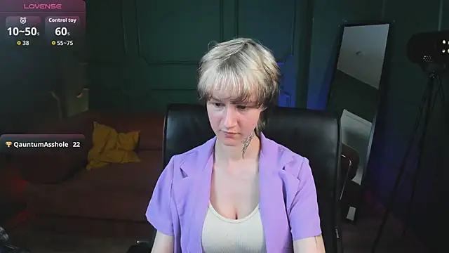 Senpai_Sins webcam