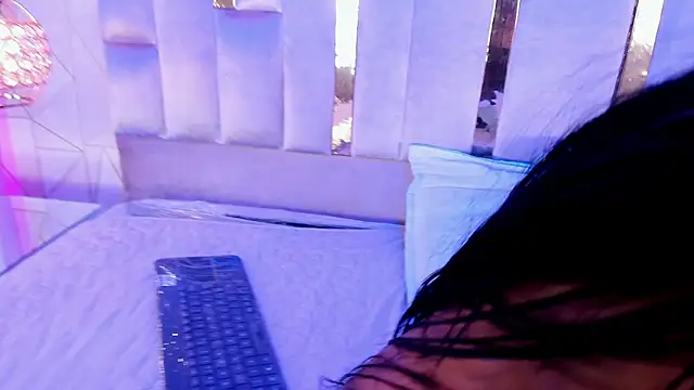 Miacocks1 webcam