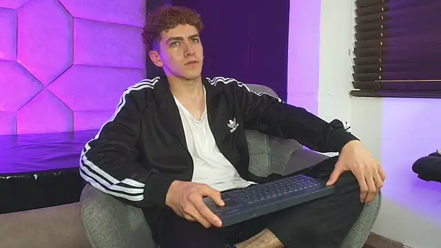 Tyler_Mcrey webcam