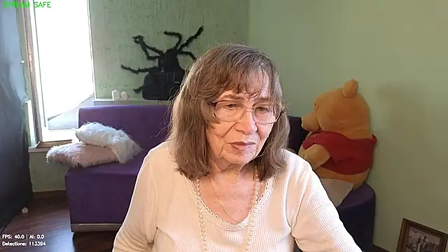 Betty_Brick webcam
