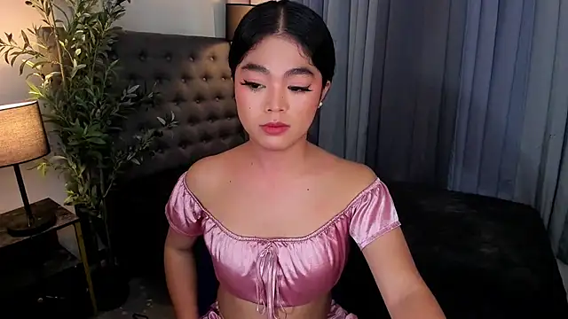 AsianHugecockAnna webcam