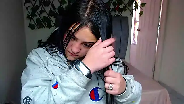 Violettasquirt webcam