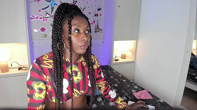 TaylorBloom webcam