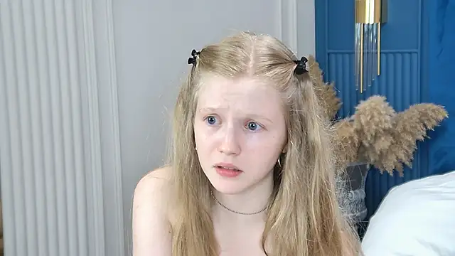LilianHowards webcam
