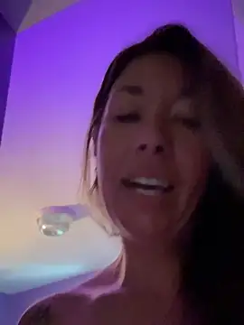 MiraKisss webcam