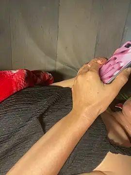 Linda-babyy webcam