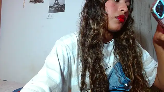 Lunaa__Velvet webcam
