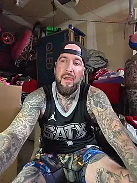 Beardedtattood webcam