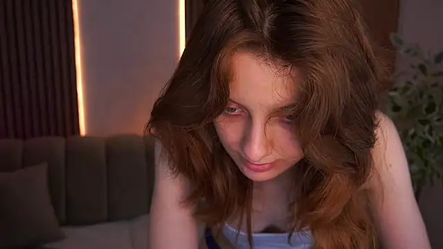 CuteeFoxy webcam