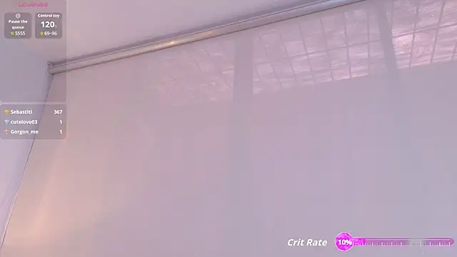 ViolettGreyy live cam on StripChat