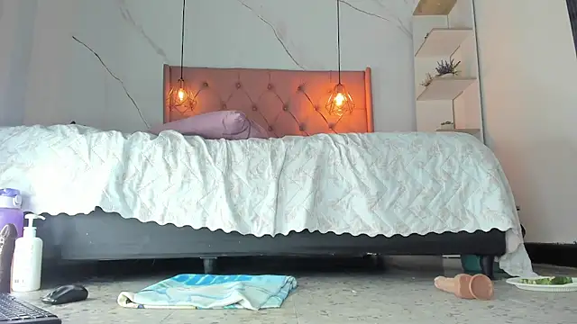 Belle_Brunette webcam