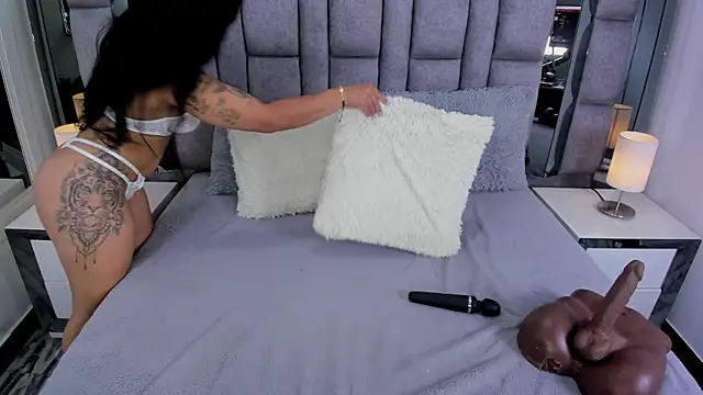 EMMAHILL1 webcam