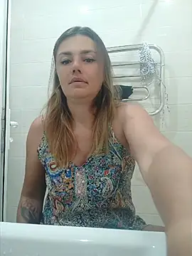 KrissSexi webcam