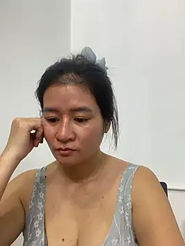 Boyd98 live cam on StripChat
