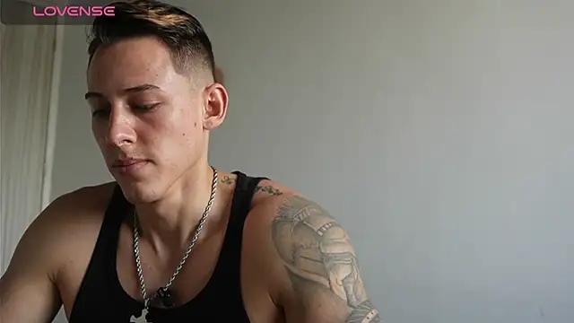 Muscle_King_Cum webcam