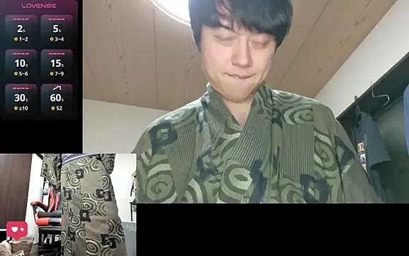 whitebriefboy webcam