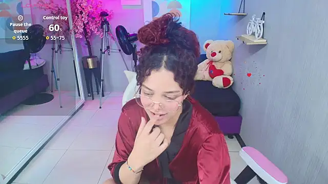 Maggy_t18 webcam