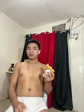 Hunky_paul webcam