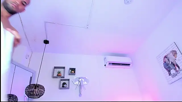 xhj_Gambaru webcam