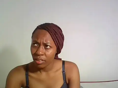 Cutie_blondiey webcam