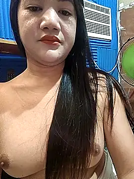 BridgetteOnfire webcam