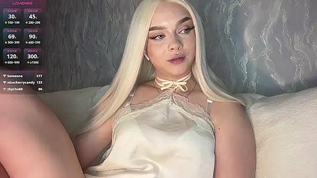 ElsaJeanX webcam