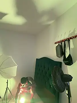 Alex_cute77 webcam