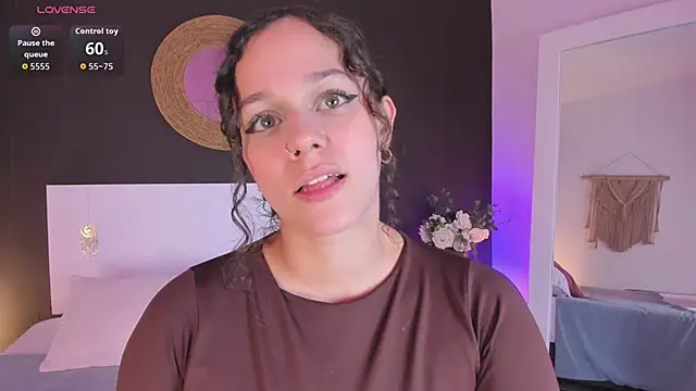 VioletPaket webcam