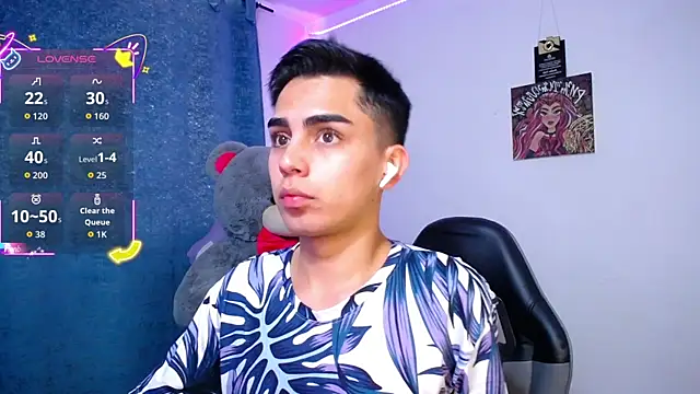 OwenBluee webcam