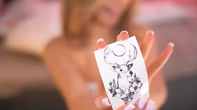 Tella_dream webcam