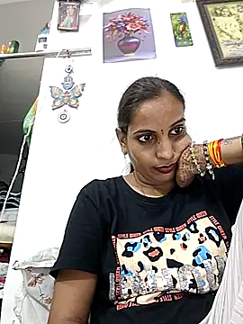 Sexy-Kajal2 webcam