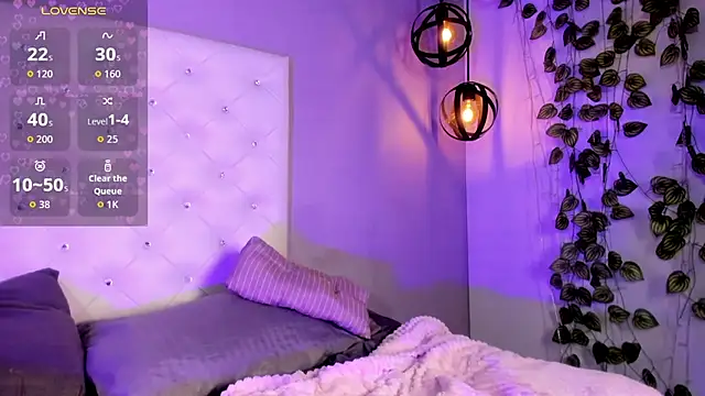 Nicollee_Heart webcam
