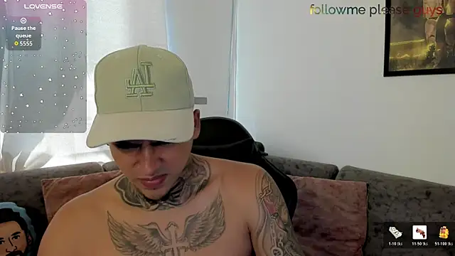 sweetlatinoboy webcam