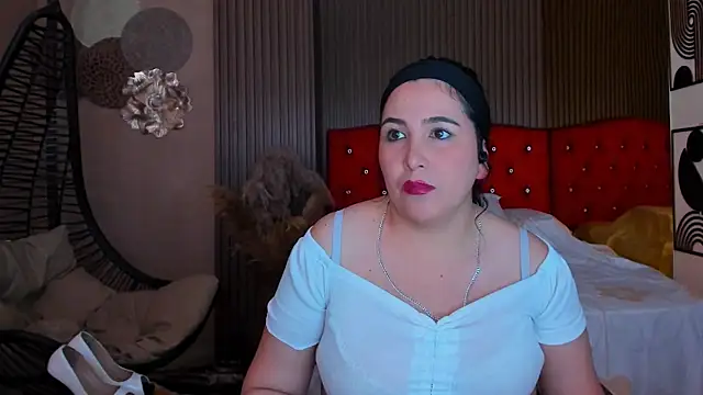 BBWLuxuryMuse webcam