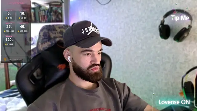 _Serious_Man webcam