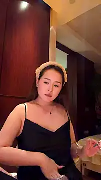 momoli60 webcam