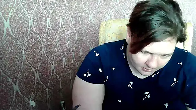 MilaXHelen webcam
